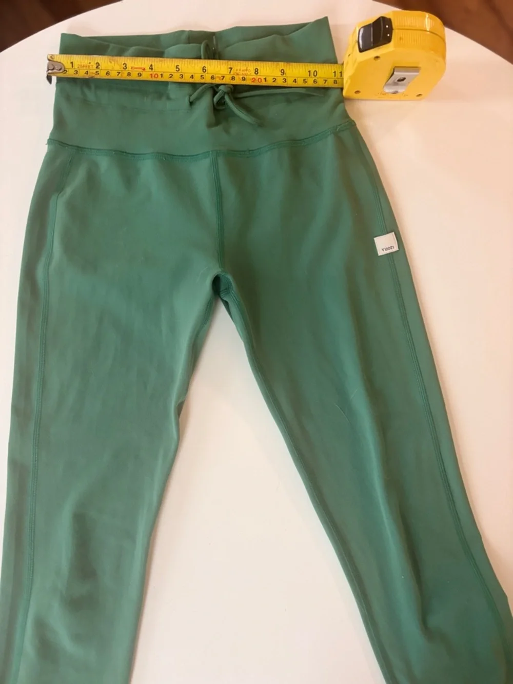 Vuori Yosemite Bra + Leggings - Picture 12 of 13